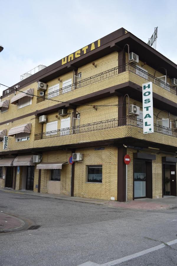 Hostal Alamare Seville Exterior photo