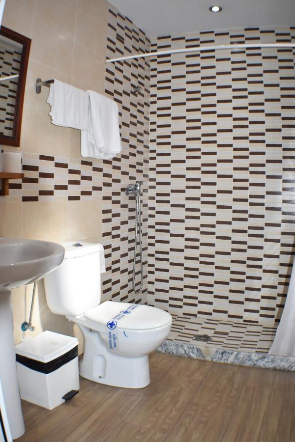 Hostal Alamare Seville Exterior photo