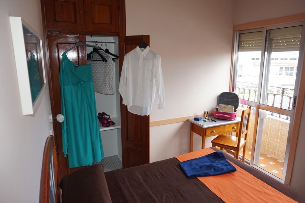Hostal Alamare Seville Exterior photo
